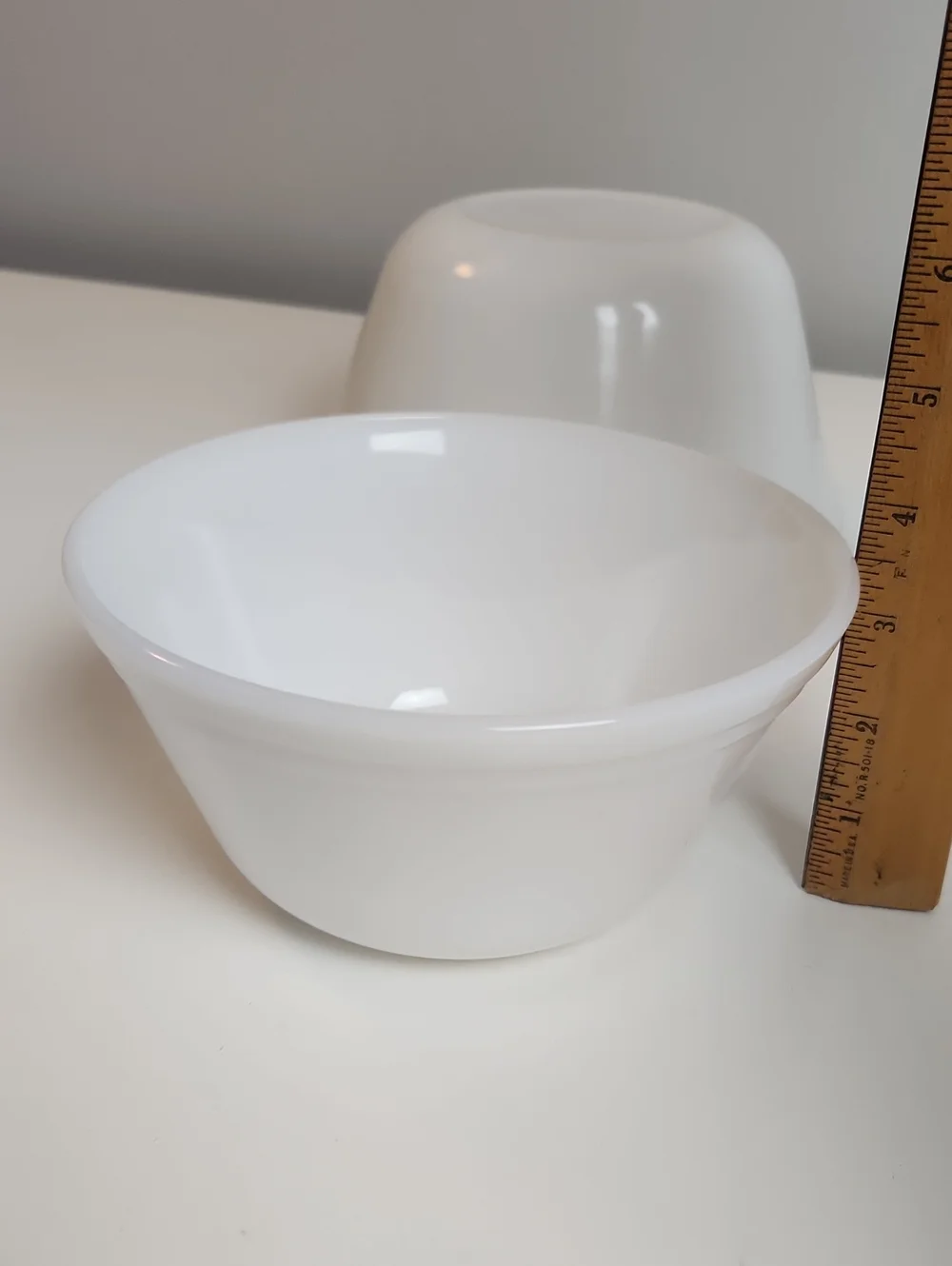 Vintage Federal Glass Milk Glass Mixing Bowl Set